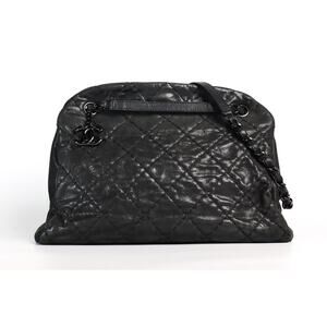 Chanel Coco Cabas XL Tote Bag – Black Quilted Patent Calfskin